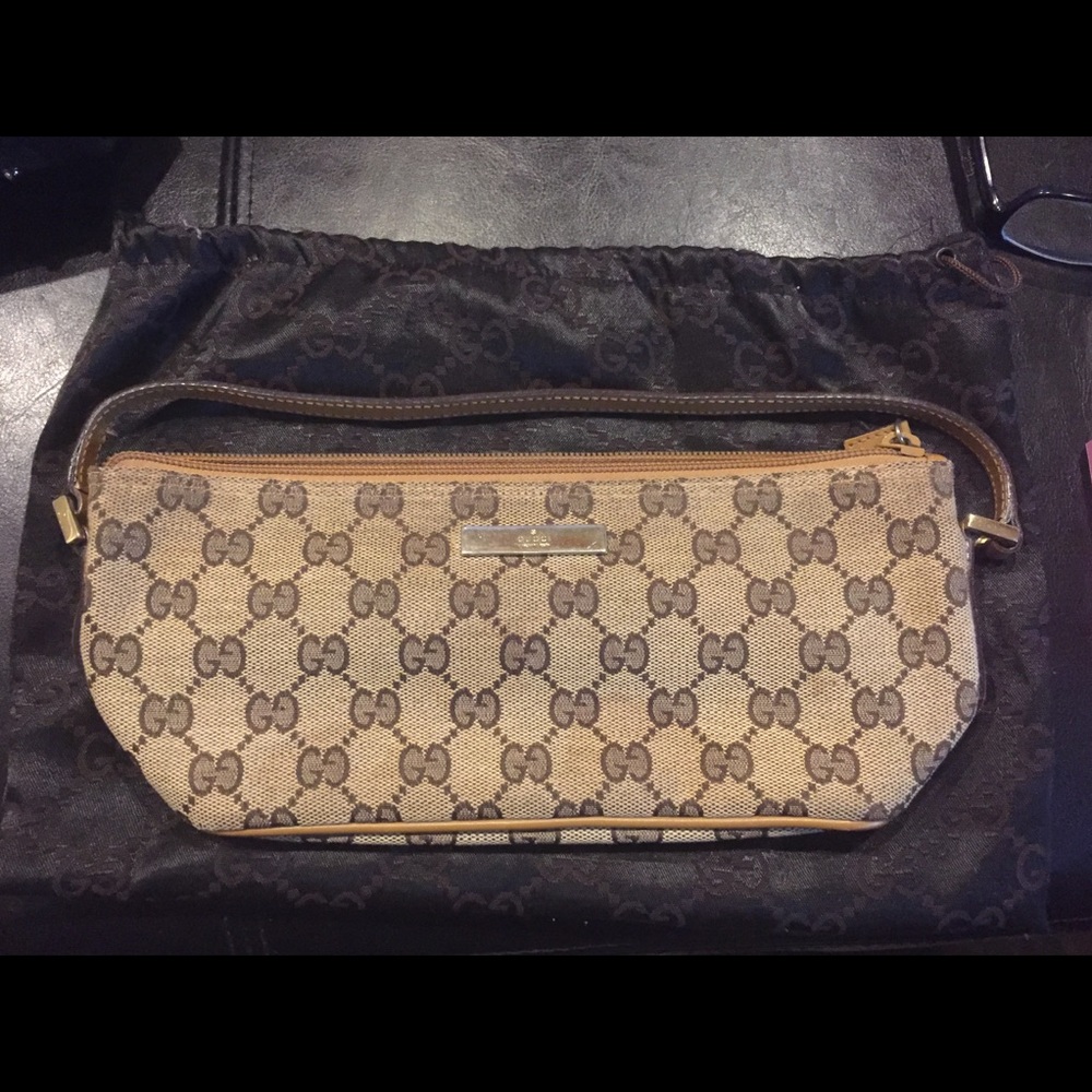 Gucci GG Pochette Authentic canvas